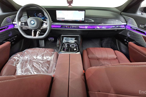 2025 BMW 7 серии с пробегом 9 536 км