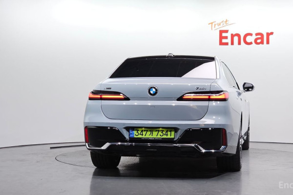 2024 BMW 7 серии с пробегом 33 691 км