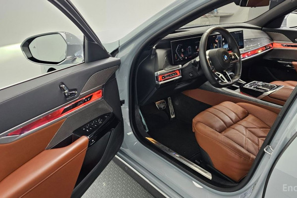 2024 BMW 7 серии с пробегом 33 691 км