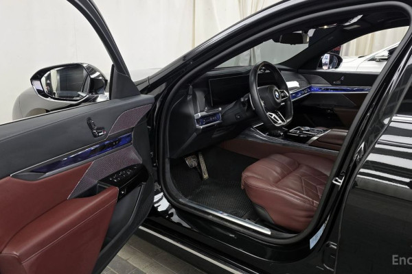 2024 BMW 7 серии с пробегом 29 712 км