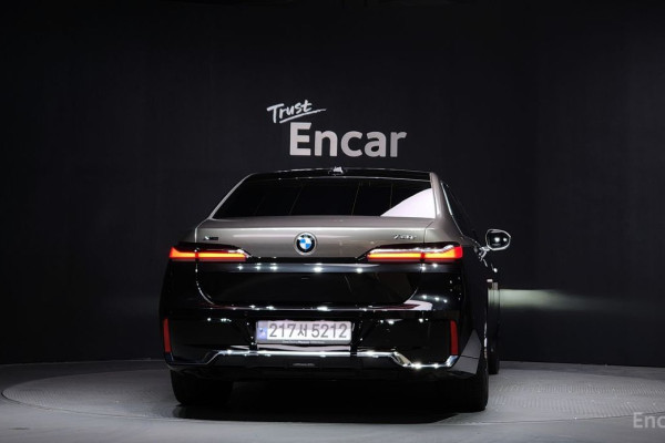 2024 BMW 7 серии с пробегом 38 834 км
