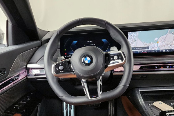 2024 BMW 7 серии с пробегом 38 834 км