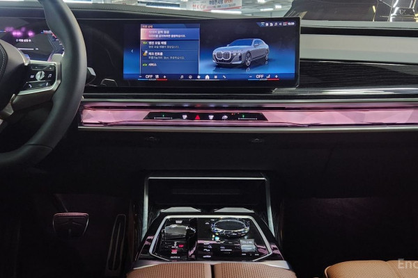 2025 BMW 7 серии с пробегом 4 608 км