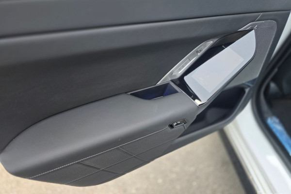 2024 BMW 7 серии с пробегом 23 000 км