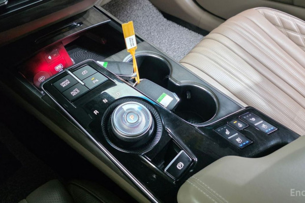 2023 Kia K8 с пробегом 69 231 км