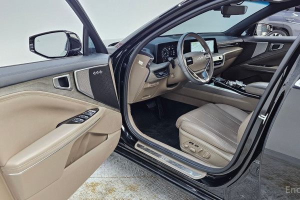 2023 Kia K8 с пробегом 62 279 км