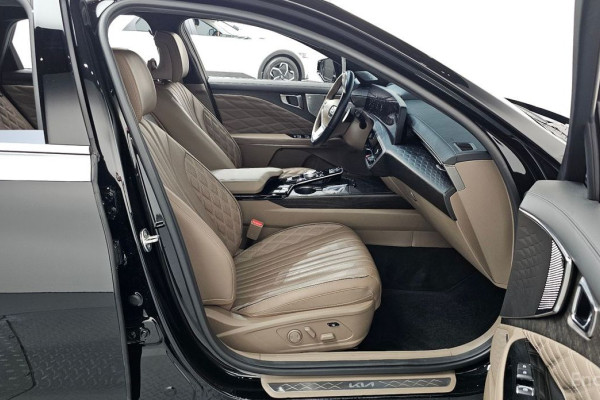 2023 Kia K8 с пробегом 48 530 км