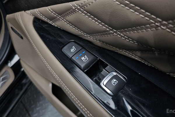 2023 Kia K8 с пробегом 48 530 км