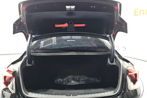 2023 Kia K8 с пробегом 48 530 км