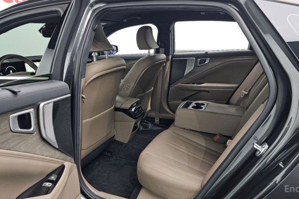 2023 Kia K8 с пробегом 56 319 км