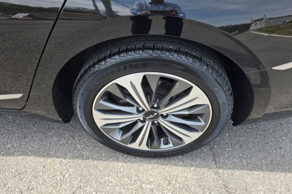 2023 Kia K8 с пробегом 52 336 км