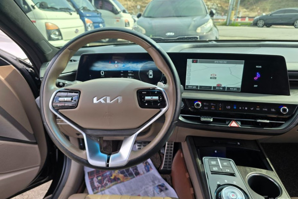 2023 Kia K8 с пробегом 52 336 км