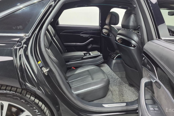 2021 Audi A8 с пробегом 129 047 км
