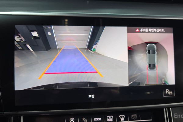 2022 Audi A8 с пробегом 17 152 км