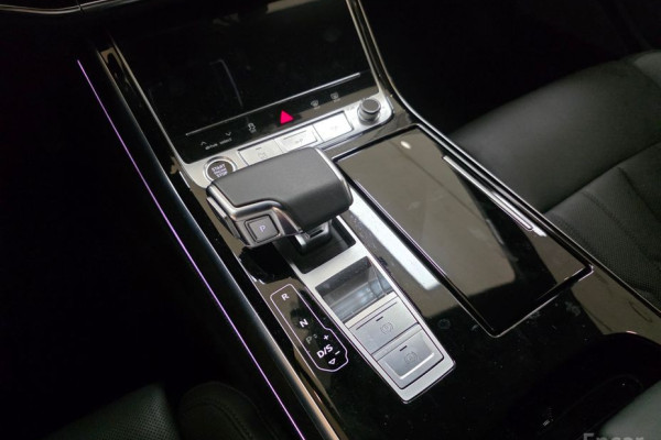 2023 Audi A8 с пробегом 19 000 км