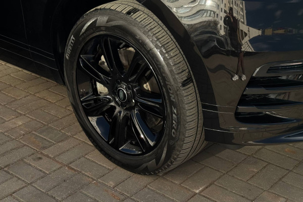 2022 Land Rover Range Rover Velar с пробегом 29 700 км