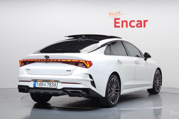 2021 Kia K5 с пробегом 42 313 км