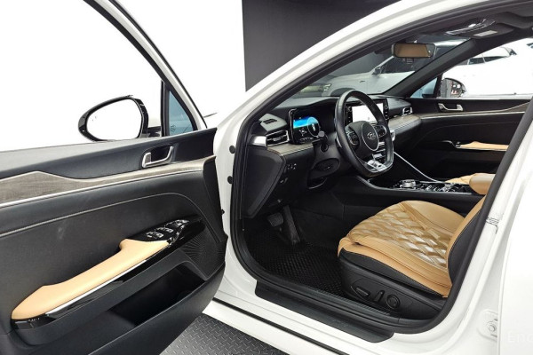 2021 Kia K5 с пробегом 42 313 км