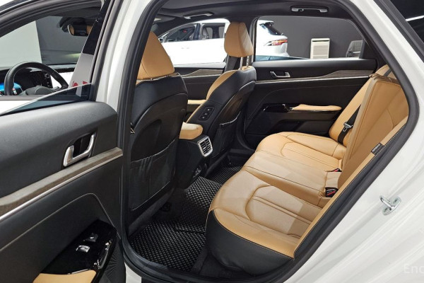 2021 Kia K5 с пробегом 42 313 км