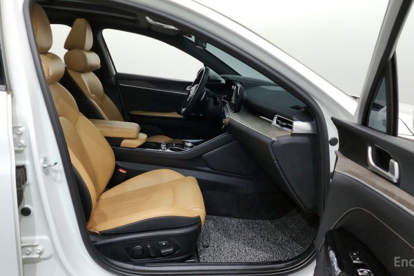 2021 Kia K5 с пробегом 56 873 км