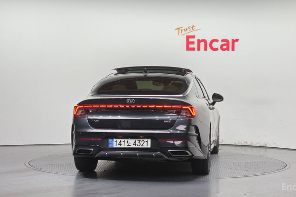 2021 Kia K5 с пробегом 44 024 км