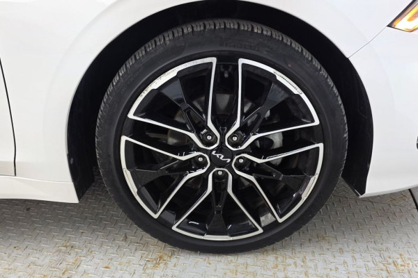 2022 Kia K5 с пробегом 36 884 км