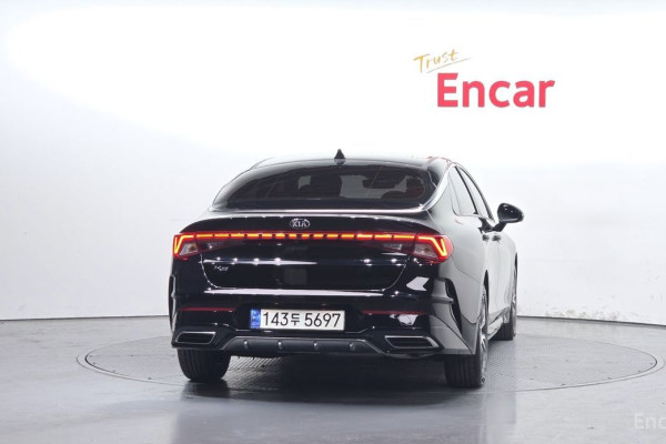 2021 Kia K5 с пробегом 52 310 км