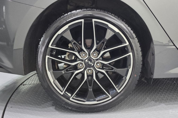 2022 Kia K5 с пробегом 52 590 км