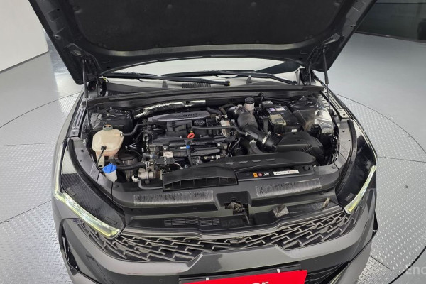 2022 Kia K5 с пробегом 52 590 км