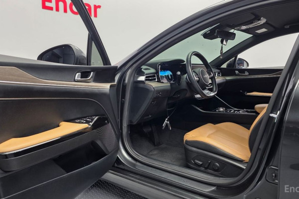 2022 Kia K5 с пробегом 52 590 км