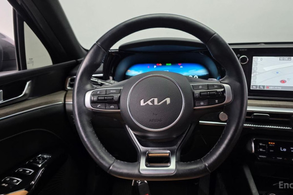 2022 Kia K5 с пробегом 52 590 км