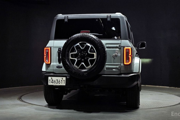 2023 Ford Bronco с пробегом 15 868 км