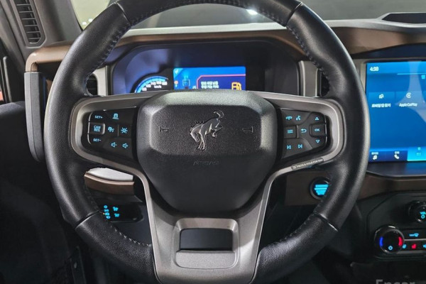 2023 Ford Bronco с пробегом 74 601 км