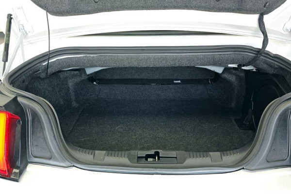 2022 Ford Mustang с пробегом 68 149 км