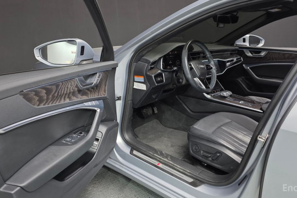 2021 Audi A6 с пробегом 54 266 км