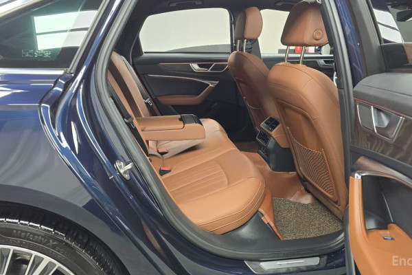 2023 Audi A6 с пробегом 61 011 км