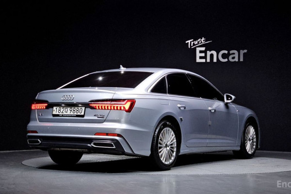 2020 Audi A6 с пробегом 142 567 км