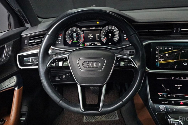 2020 Audi A6 с пробегом 142 567 км