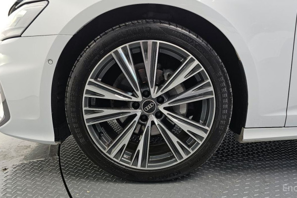 2022 Audi A6 с пробегом 49 078 км