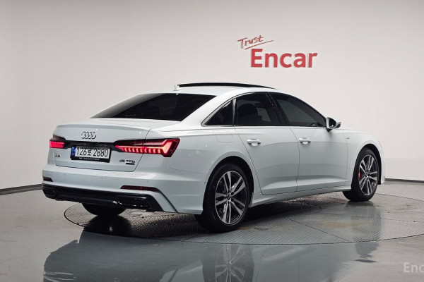 2023 Audi A6 с пробегом 30 583 км