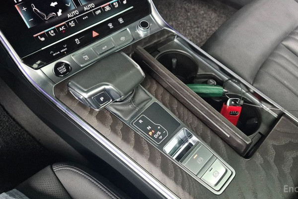 2023 Audi A6 с пробегом 30 583 км