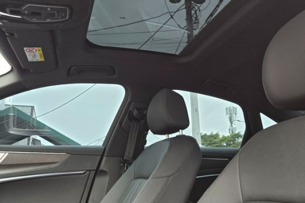 2022 Audi A6 с пробегом 46 000 км