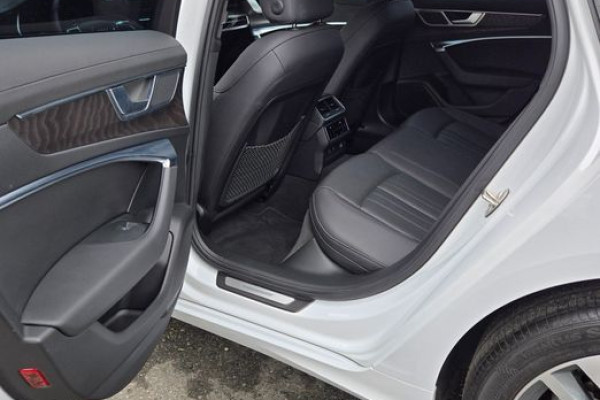 2022 Audi A6 с пробегом 46 000 км