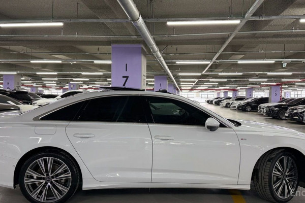 2022 Audi A6 с пробегом 48 800 км