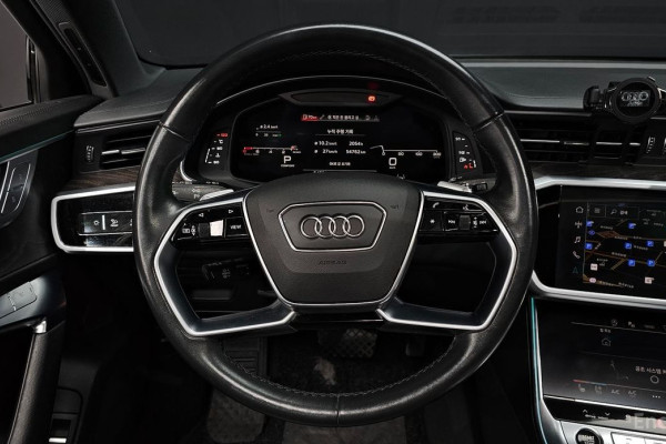 2022 Audi A6 с пробегом 54 781 км