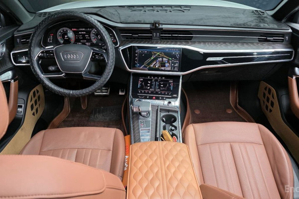 2023 Audi A6 с пробегом 17 198 км