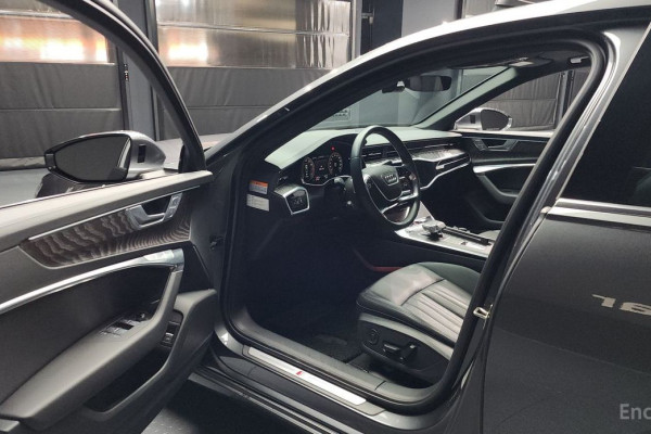 2022 Audi A6 с пробегом 52 621 км