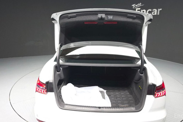 2019 Audi A6 с пробегом 62 988 км