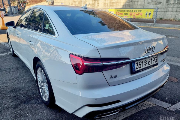 2021 Audi A6 с пробегом 69 900 км