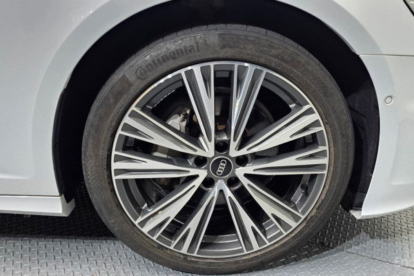 2022 Audi A6 с пробегом 37 614 км